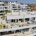 One Residences - 2 Bedroom Penthouse With Jacuzzi And Panoramic View *